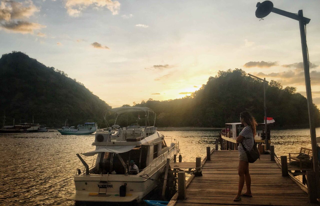 Sunset At Labuan Bajo - Sewa Mobil Flores